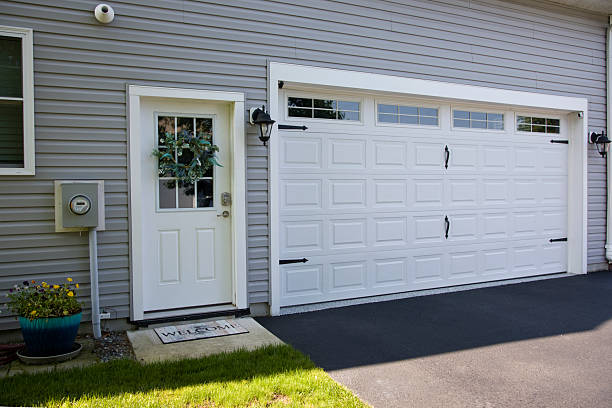 24/7 Emergency Garage Door Panel Replacement experts in Salisbury, MD